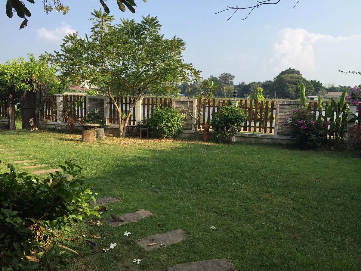 Huaymuang Apartment Ubon Ratchathani Eksteriør billede