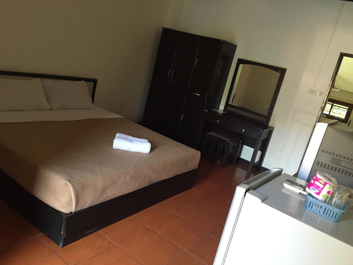 Huaymuang Apartment Ubon Ratchathani Eksteriør billede