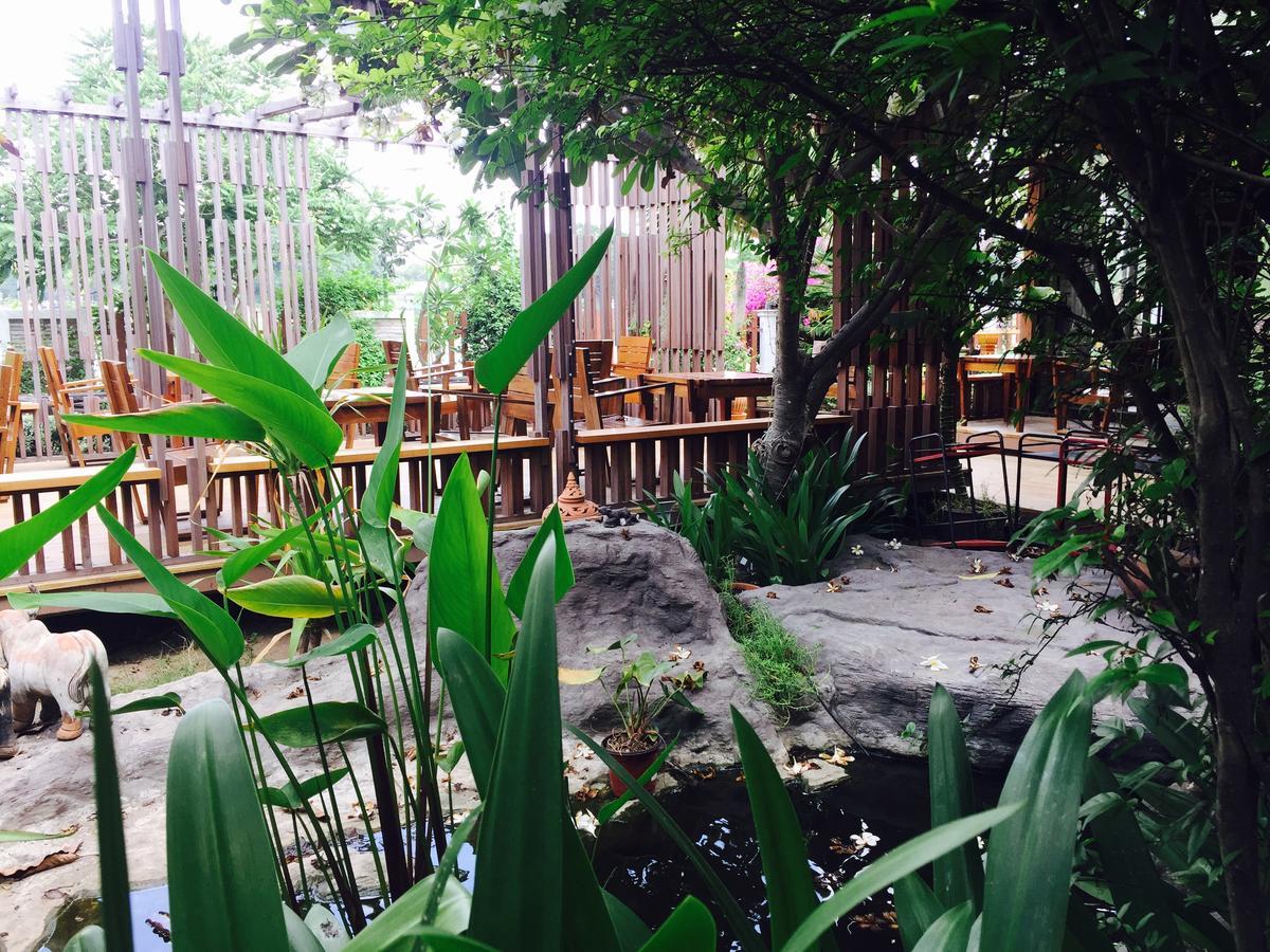 Huaymuang Apartment Ubon Ratchathani Eksteriør billede