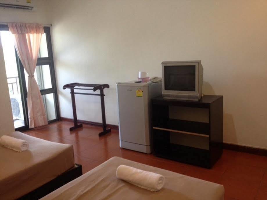 Huaymuang Apartment Ubon Ratchathani Eksteriør billede